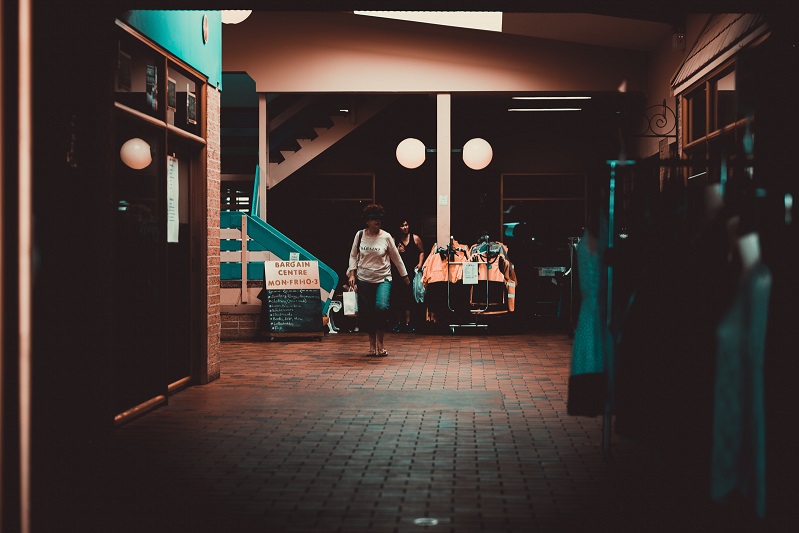 地下室潮湿怎么破？安诗曼除湿机来支招